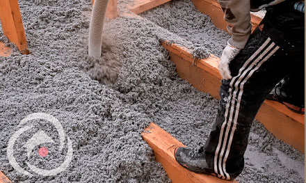 как утепляют чердак эковатой